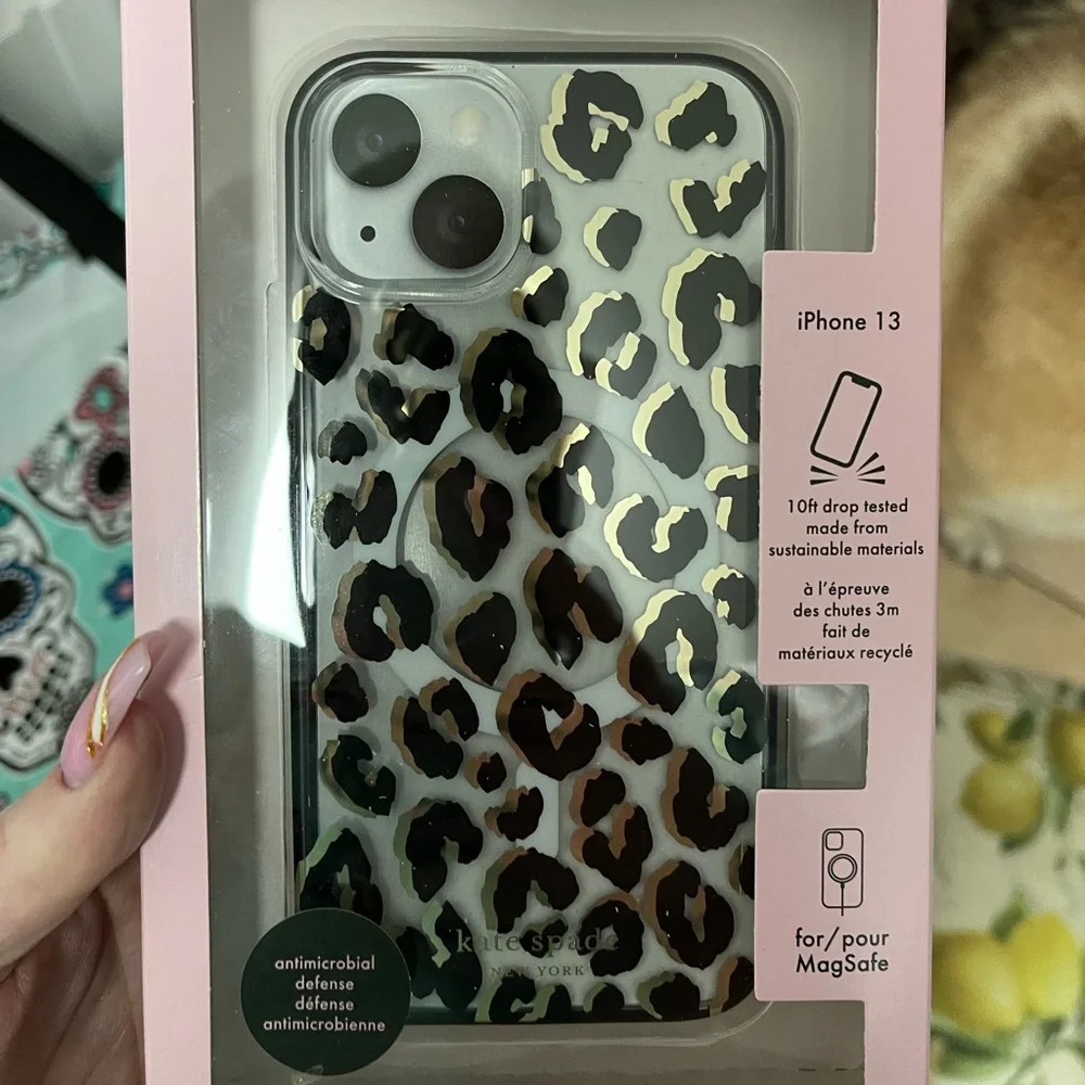 BRANDNEW KATE SPADE ♠️ IPHONE 13 case - Picture 2 of 3